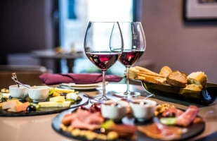 blog, Uve WineBar a La Morra, nelle Langhe