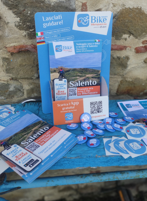 materiale promozionale BikeSquare per il tour della Ciclonica Salento Ionico