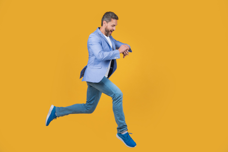 persona che si affretta